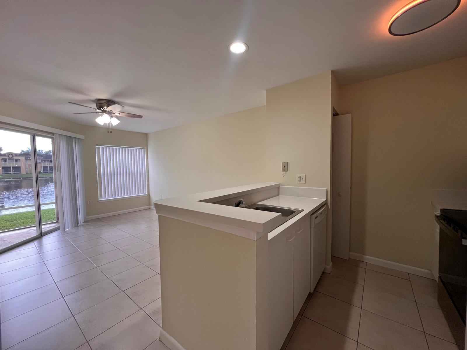 4847 Via Palm Lakes # 1005, West Palm Beach FL 33417 photo 3