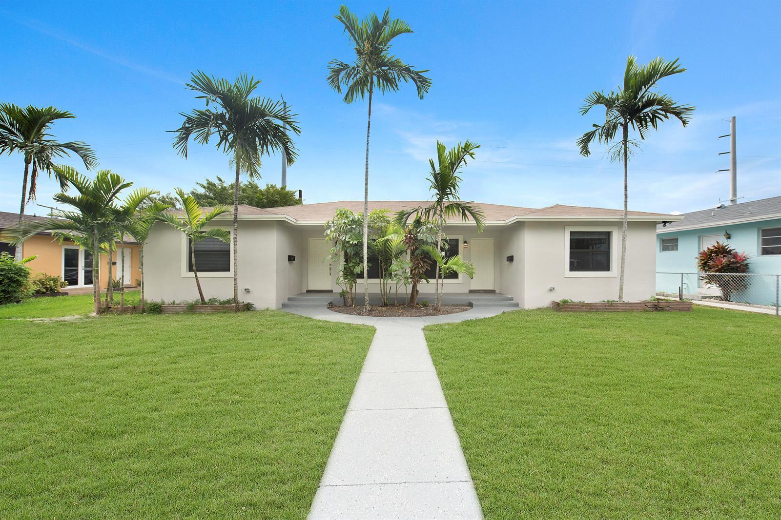 814 NE 8th Street, Hallandale Beach FL 33009 photo 2