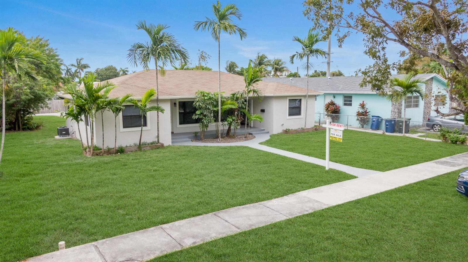 814 NE 8th Street, Hallandale Beach FL 33009 photo 3