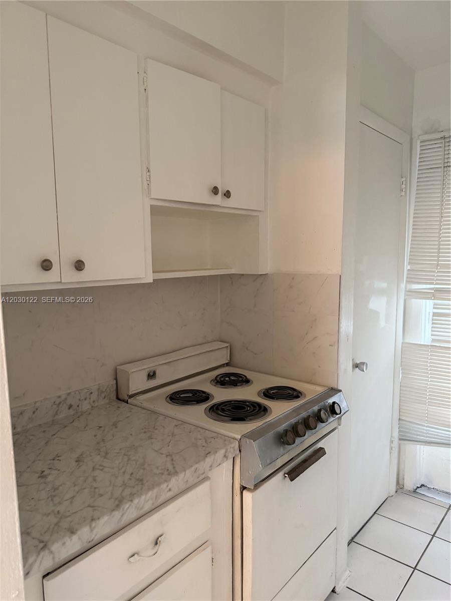 7811 Johnson St # 3E, Pembroke Pines FL 33024 photo 3