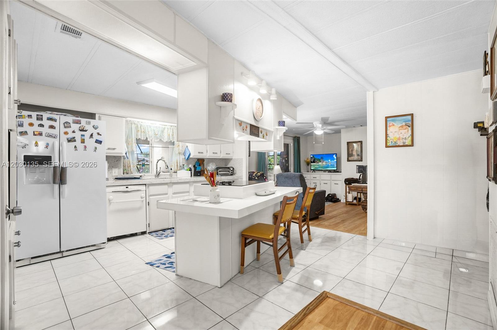 202 NW 52nd Ct, Deerfield Beach FL 33064 photo 5