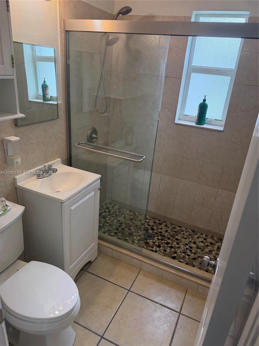 1047 SW 76th Ave # 0, Miami FL 33144 photo 3