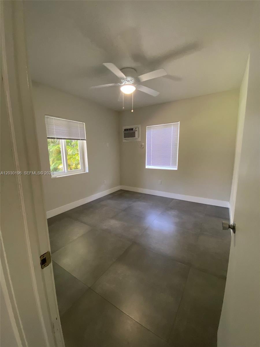 1511 NE 109th St, Miami FL 33161 photo 5