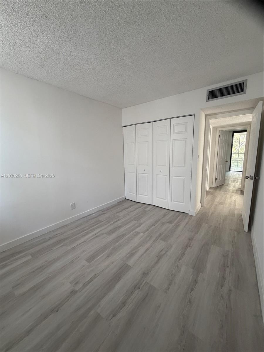 20200 W Country Club Dr, Aventura FL 33180 photo 4
