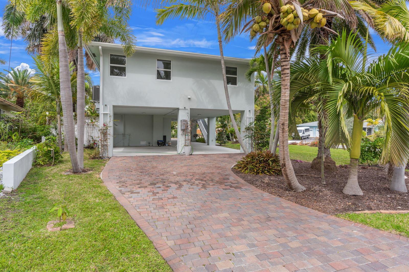 2510 N Lake Dr Drive N, Boynton Beach FL 33435 photo 2