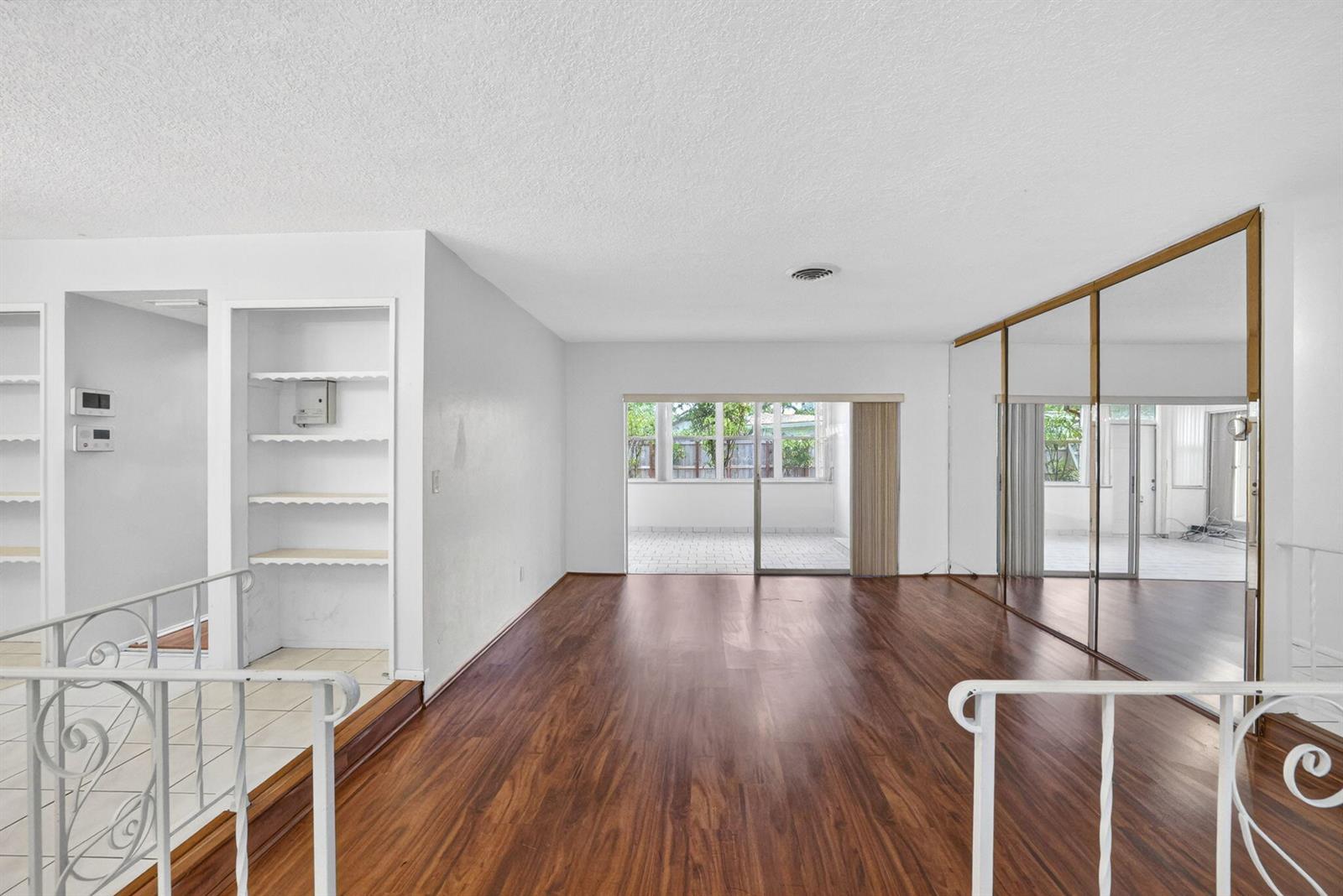 4399 NW 43rd Court, Lauderdale Lakes FL 33319 photo 3