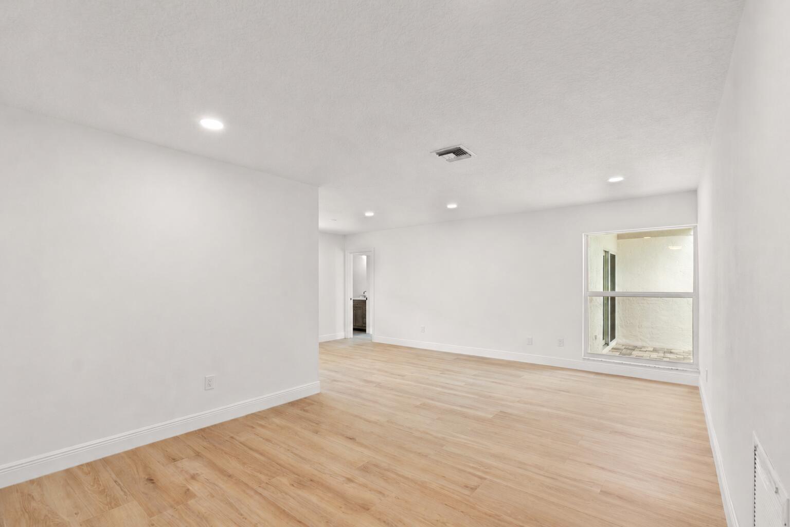 1313 Pinetta Circle, Wellington FL 33414 photo 4