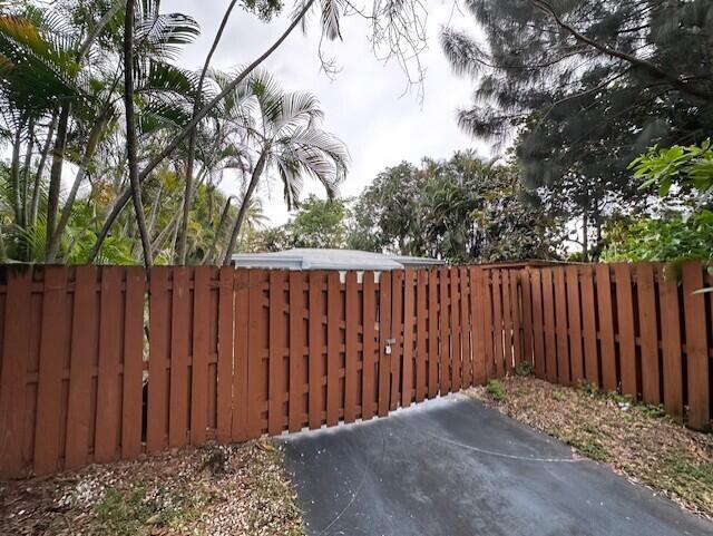1660 SW 28th Avenue, Fort Lauderdale FL 33312 photo 2
