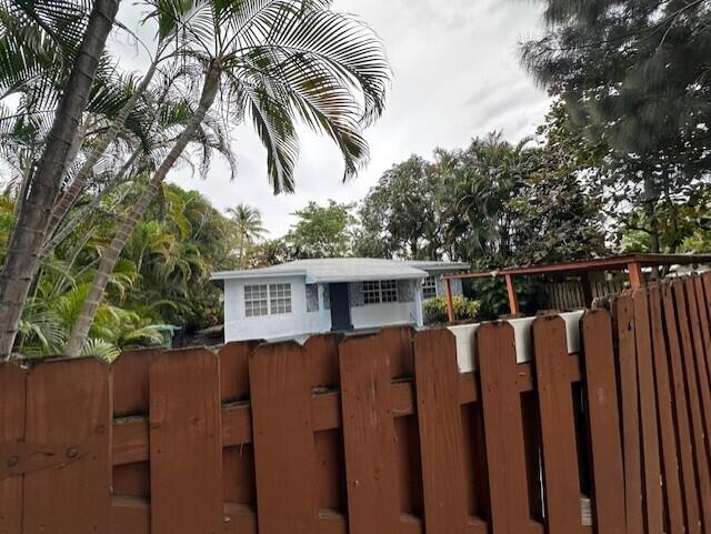 1660 SW 28th Avenue, Fort Lauderdale FL 33312 photo 4