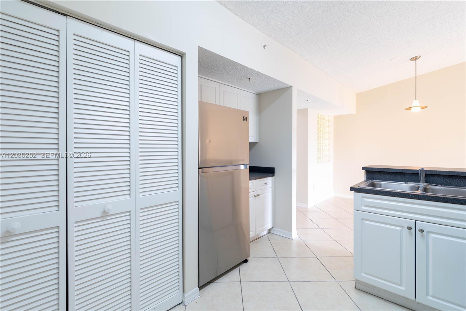 9650 NW 2nd St # 304, Pembroke Pines FL 33024 photo 5