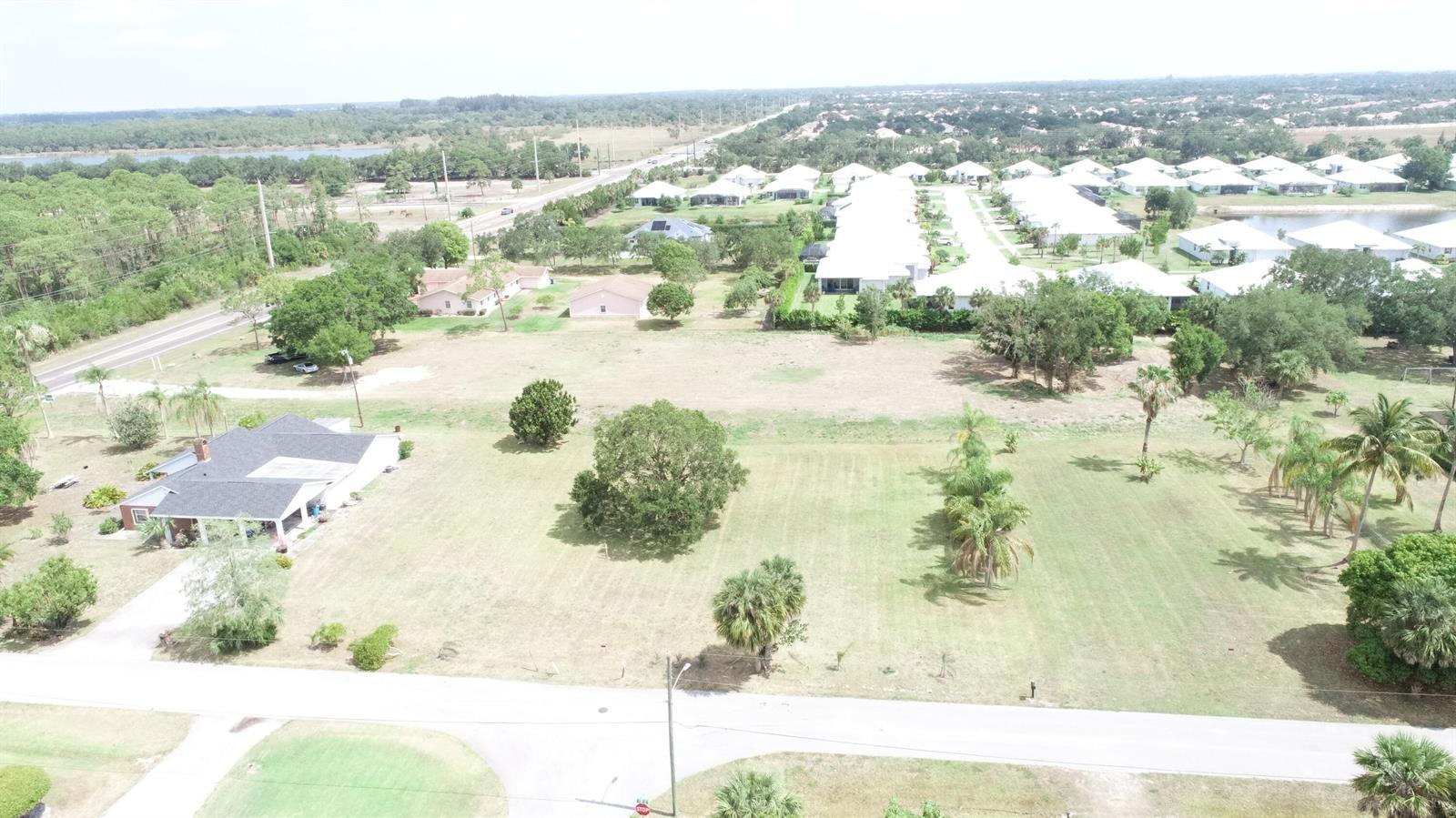 4720 58th Ave Avenue, Vero Beach FL 32967 photo 2