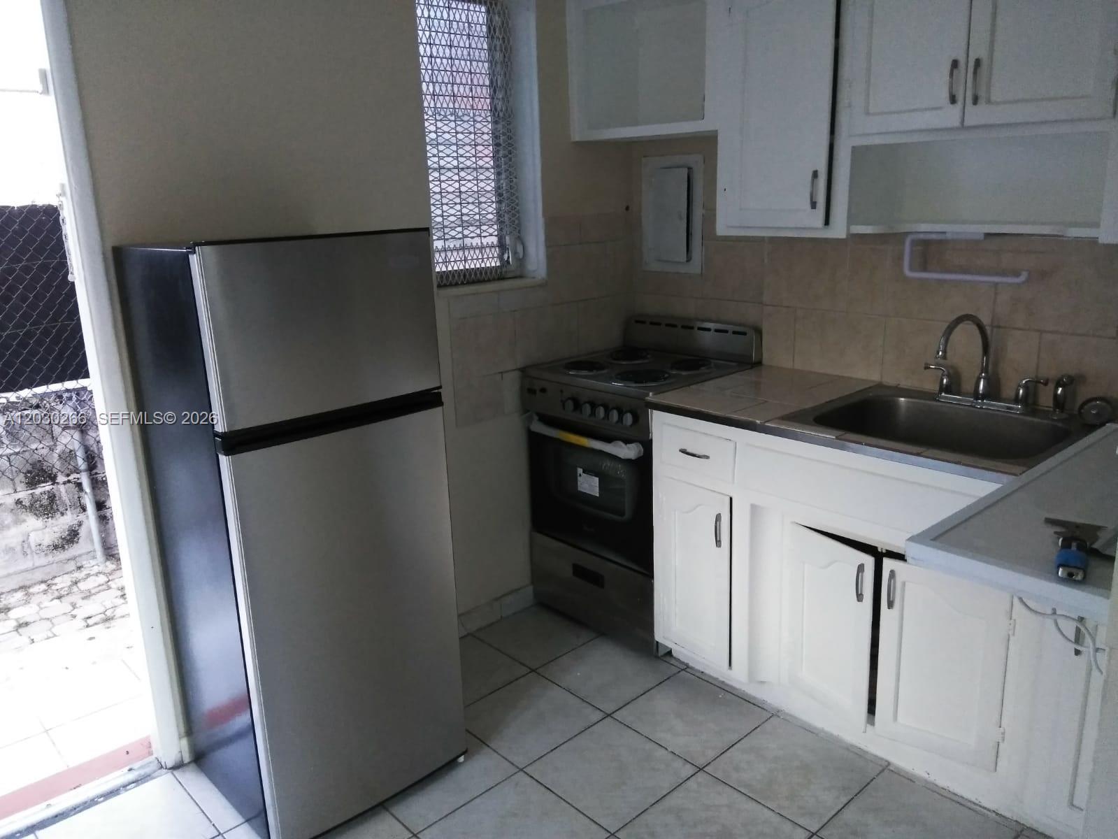 1821 SW 7th St # 7, Miami FL 33135 photo 3