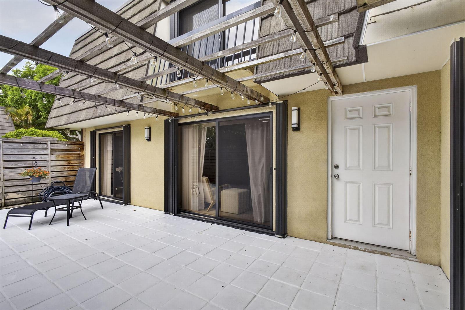 121 1st Terrace, Palm Beach Gardens FL 33418 photo 5