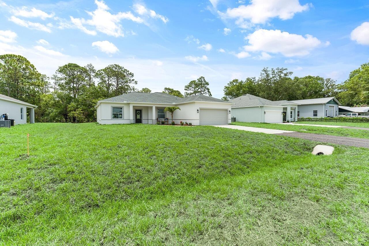 8216 104th Court, Vero Beach FL 32967 photo 4