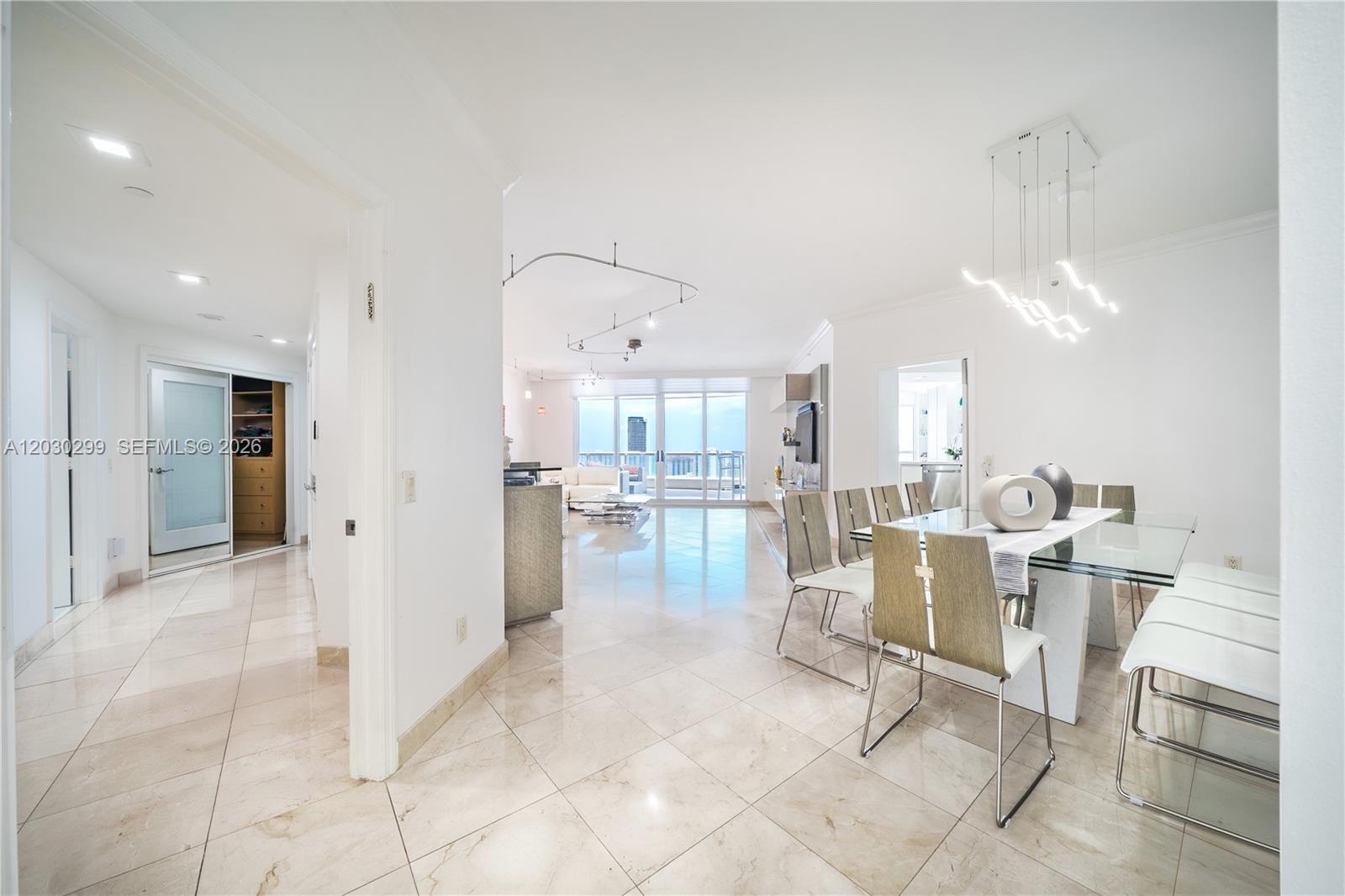 21050 Point Pl # 2601, Aventura FL 33180 photo 5