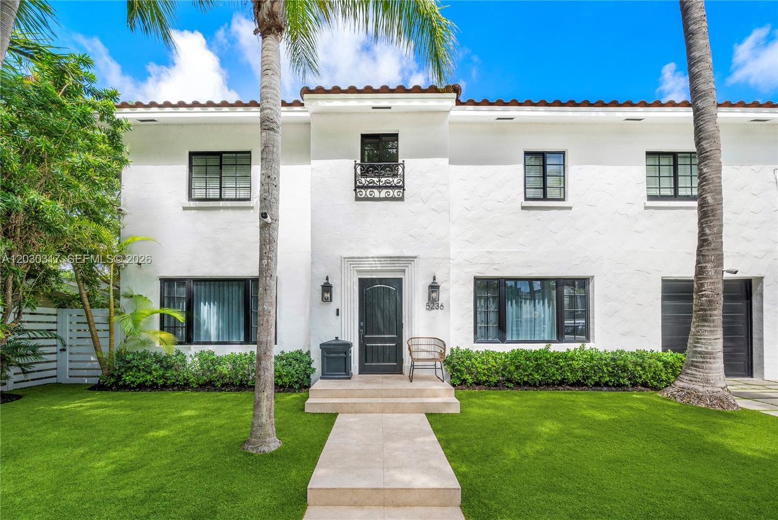 5236 Pine Tree Dr, Miami Beach FL 33140 photo 5