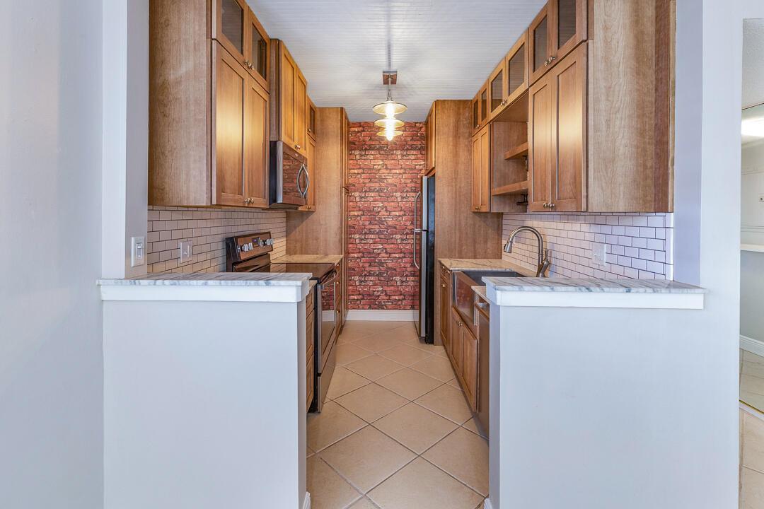 3351 Spanish Trail # 115, Delray Beach FL 33483 photo 3
