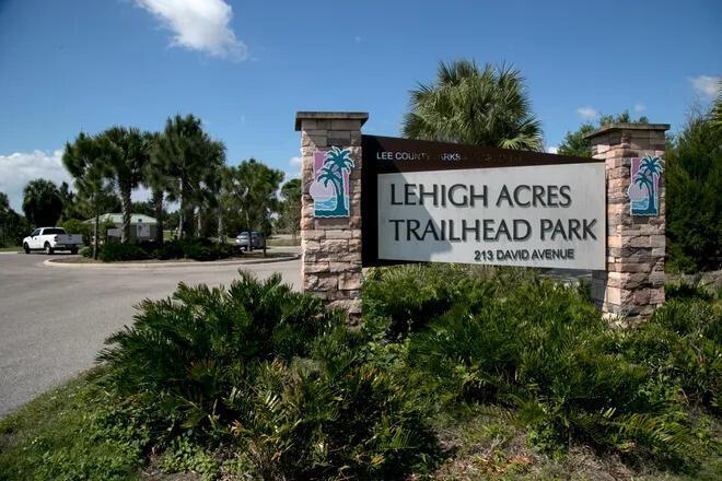1248 Cordoba Street E, Lehigh Acres FL 33974 photo 5