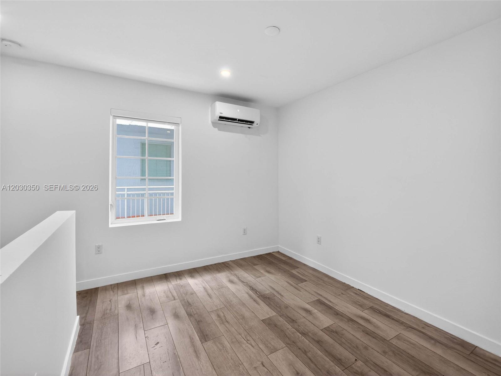Miami Beach, FL 33139 photo 5