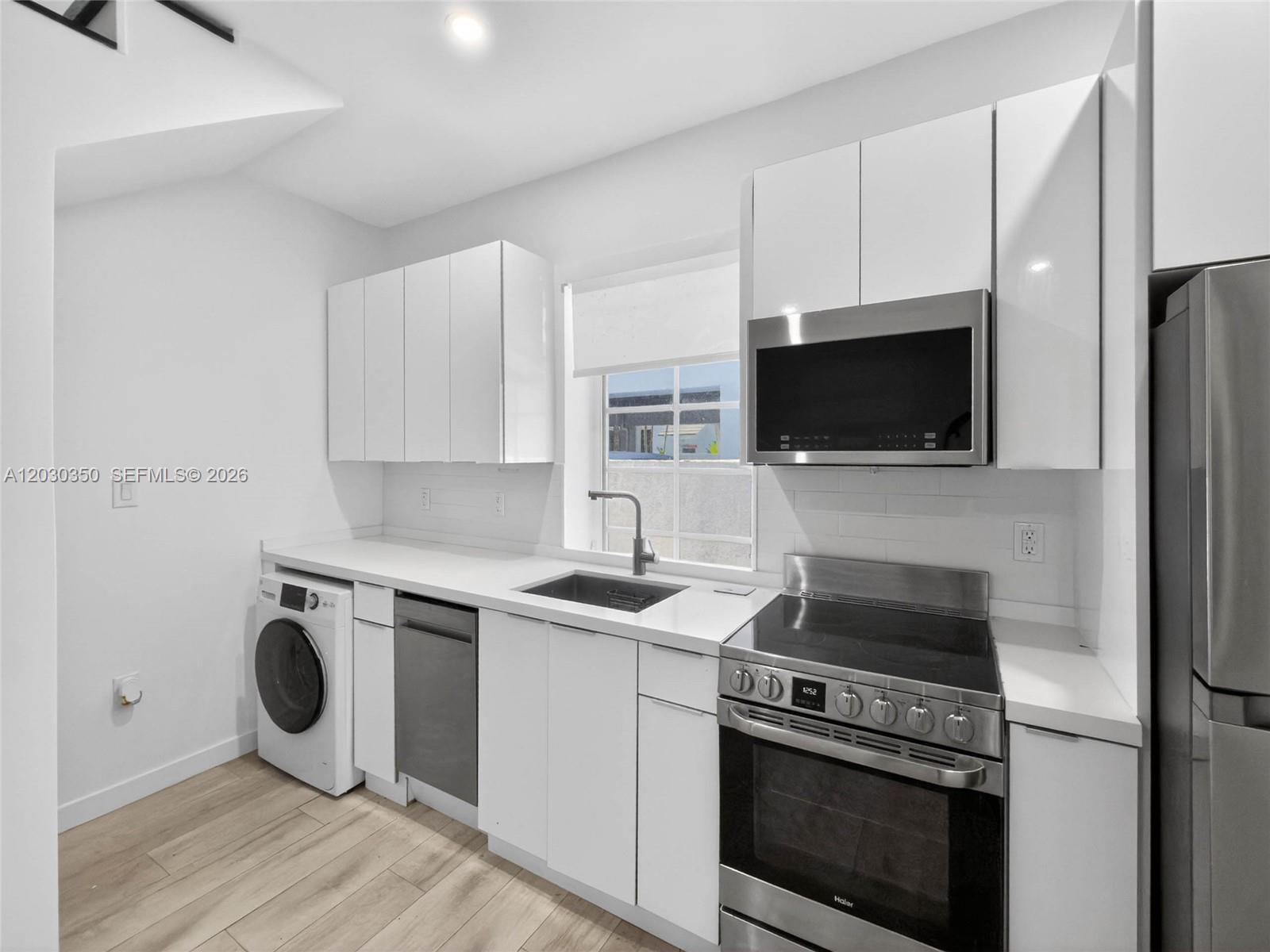 Miami Beach, FL 33139 photo 4