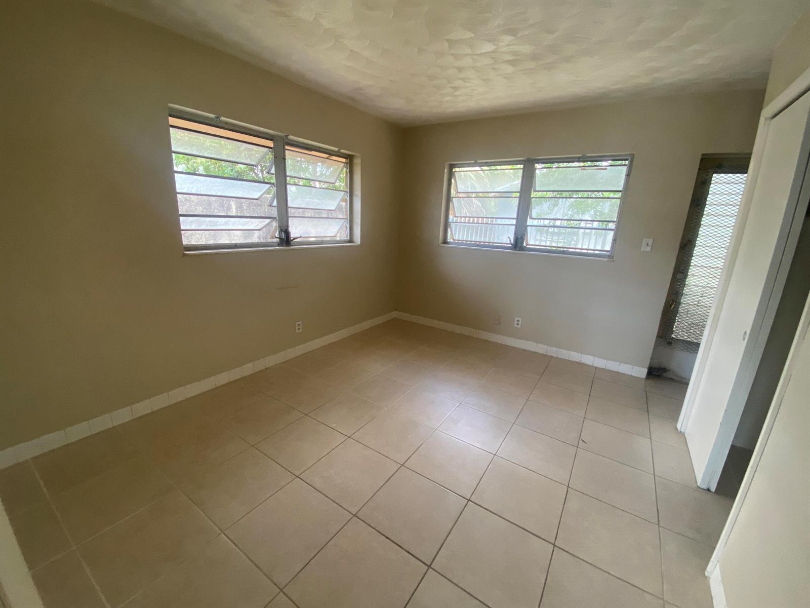 1019 NW 5th Avenue, Fort Lauderdale FL 33311 photo 2