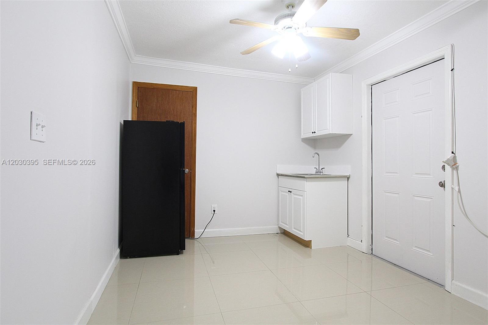 7281 SW 9th St # 2, Miami FL 33144 photo 5