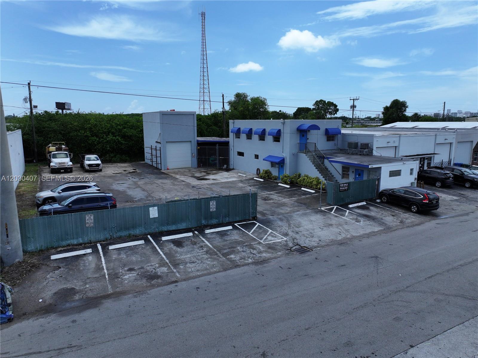 Oakland Park, FL 33311 photo 2