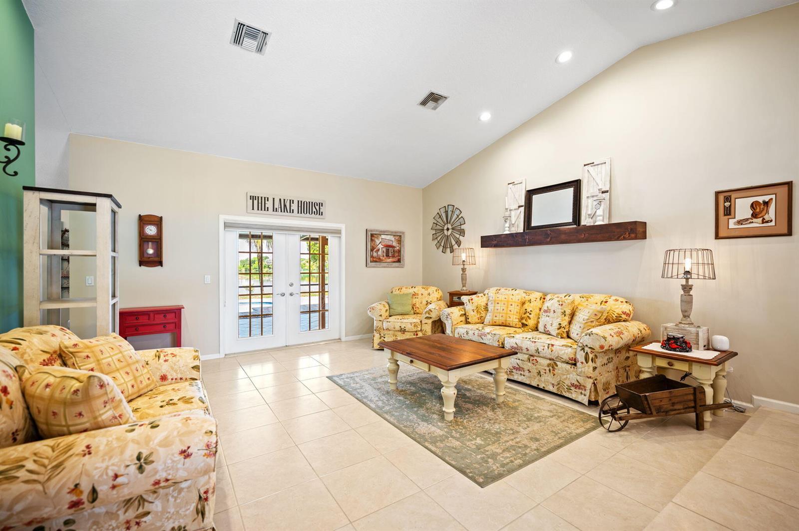 5531 Hawkes Bluff Avenue, Davie FL 33331 photo 4