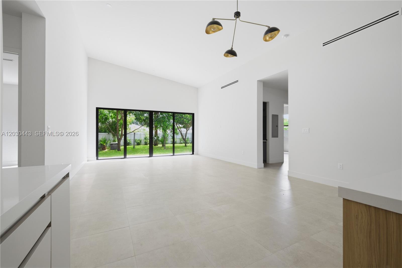 131 Miami Gardens Rd, West Park FL 33023 photo 5