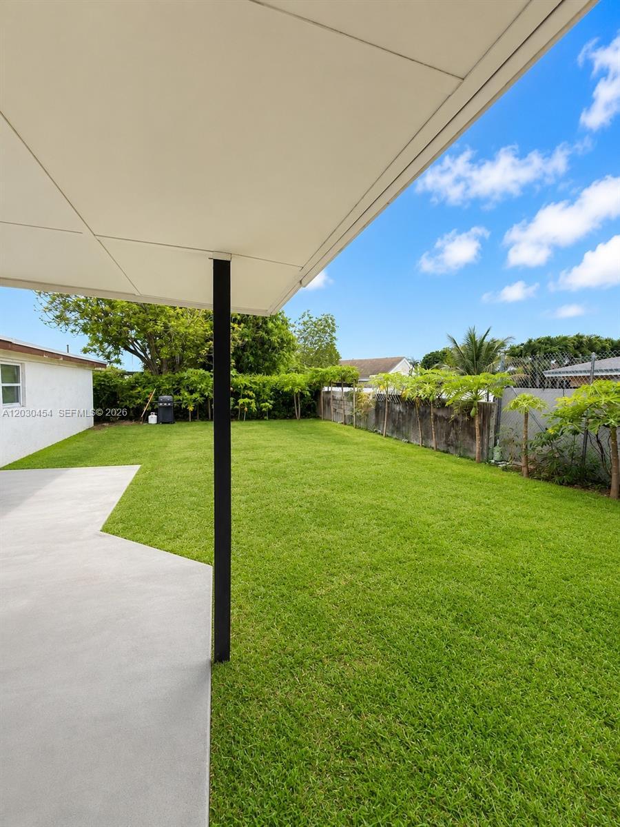 20600 SW 118th Pl, Miami FL 33177 photo 2