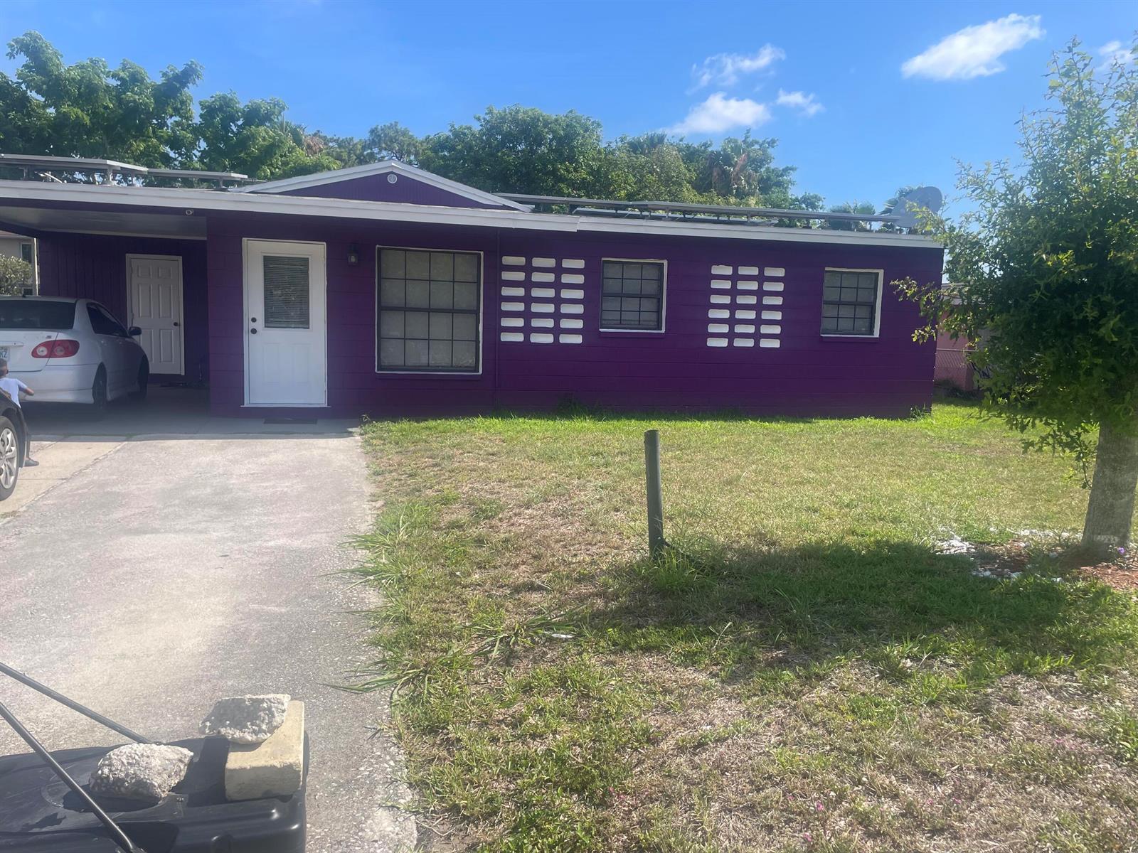 2804 Avenue J, Fort Pierce FL 34947 photo 2