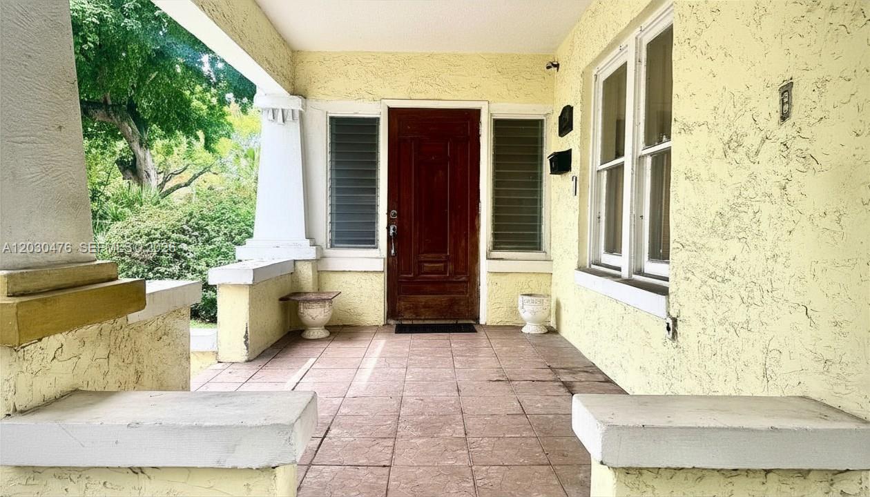 Miami, FL 33137 photo 4