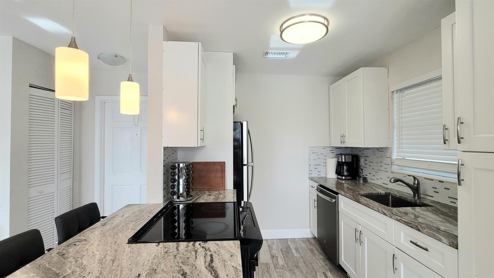 115 SW 1st Avenue # 10, Boynton Beach FL 33435 photo 4