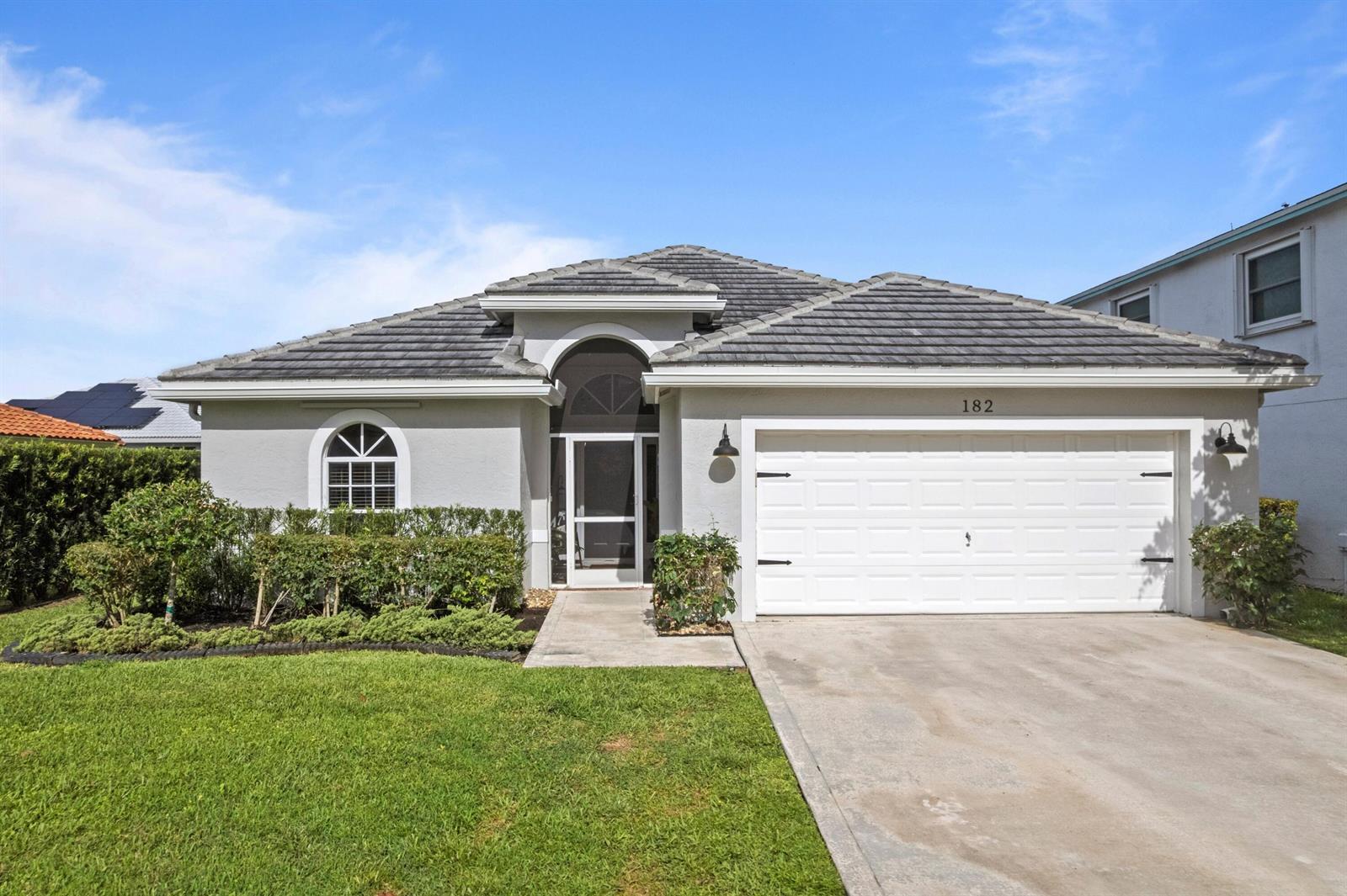 182 Saratoga Boulevard E, Royal Palm Beach FL 33411