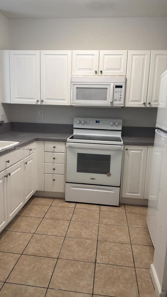 1398 NE 33rd Ave # 25, Homestead FL 33033 photo 4