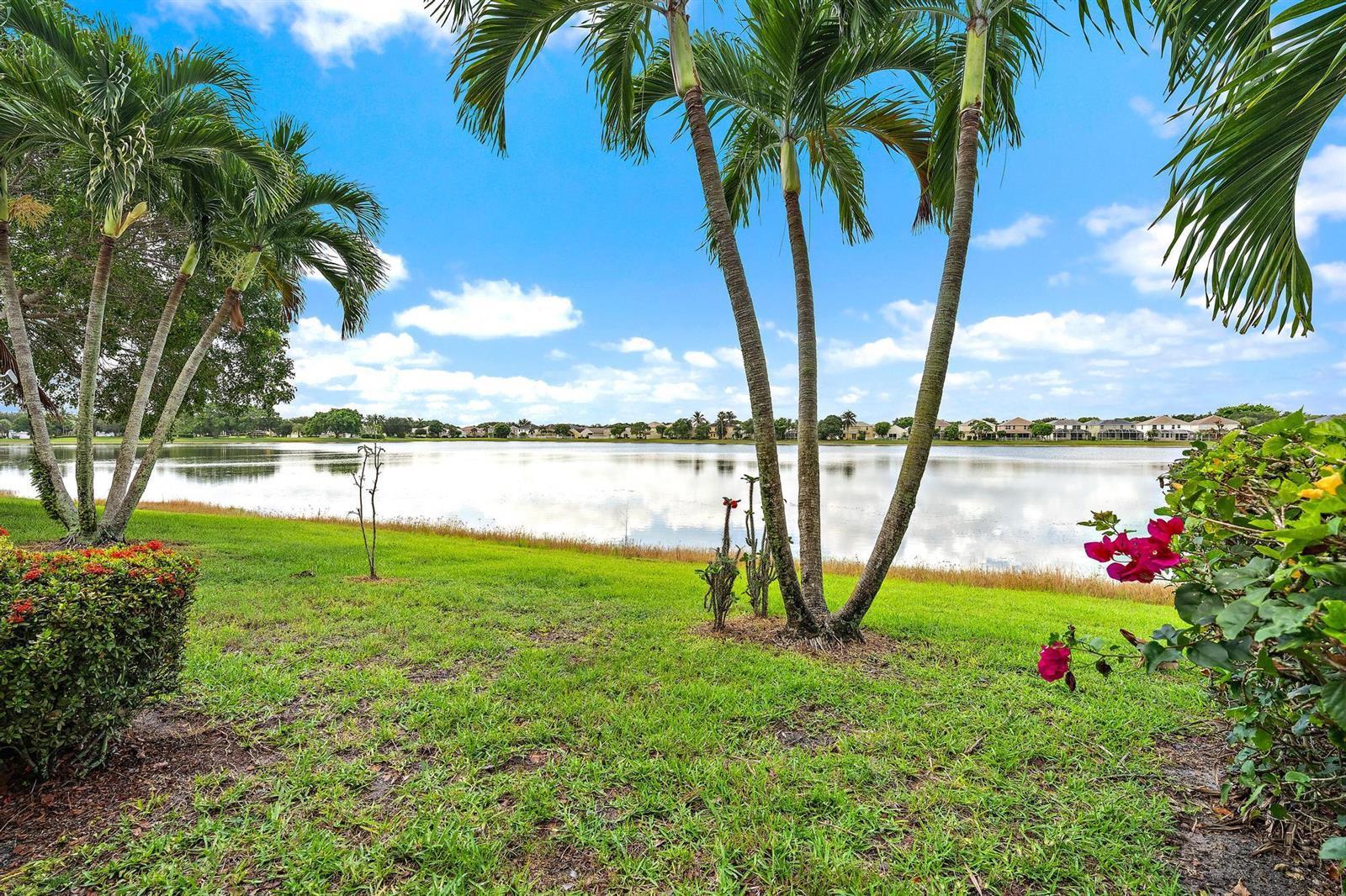 144 Berenger Walk, Royal Palm Beach FL 33414 photo 3