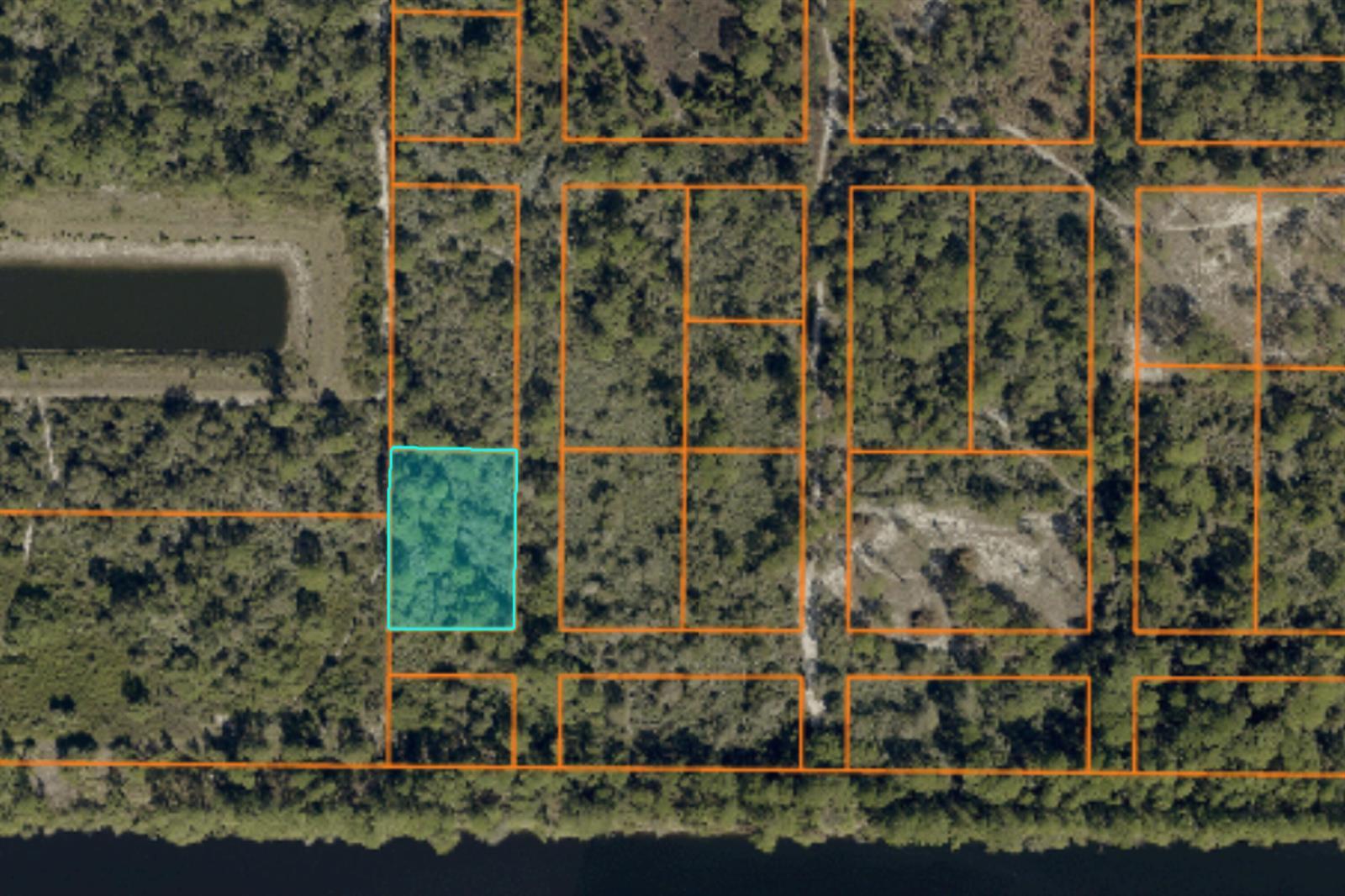 -- Cayuga Avenue, Fort Pierce FL 34946 photo 2