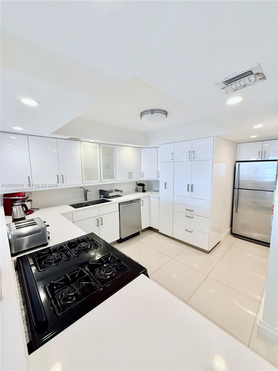 3140 S Ocean Dr # 310, Hallandale Beach FL 33009 photo 3