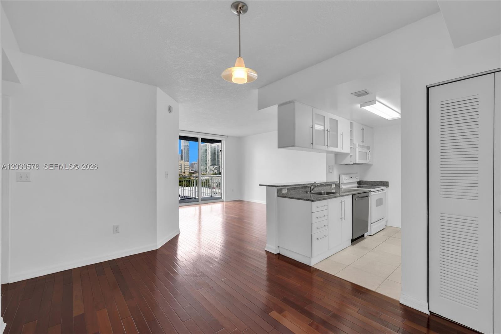 275 NE 18th St # 706, Miami FL 33132 photo 5