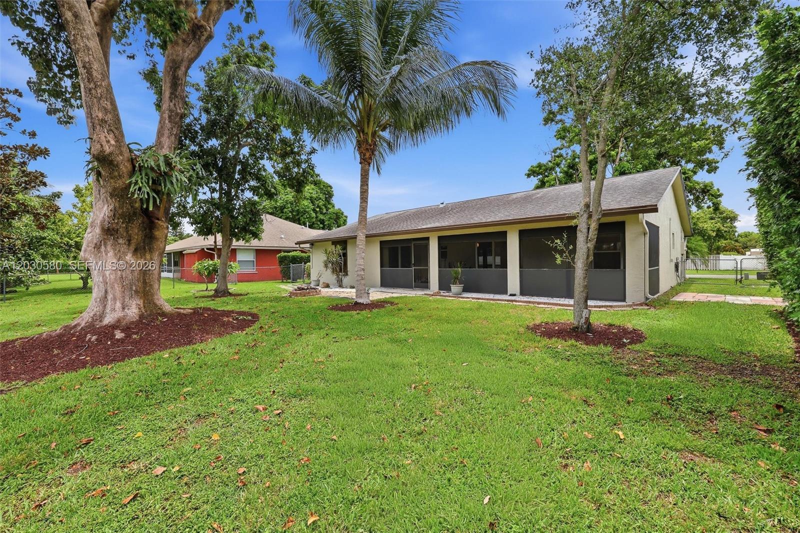 107 Starling Ave, Royal Palm Beach FL 33411 photo 4