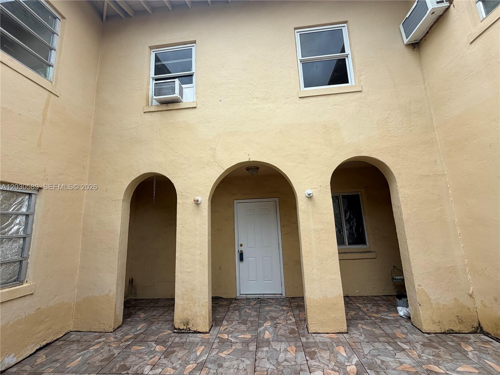 1422 NW 26th Ave, Miami FL 33125