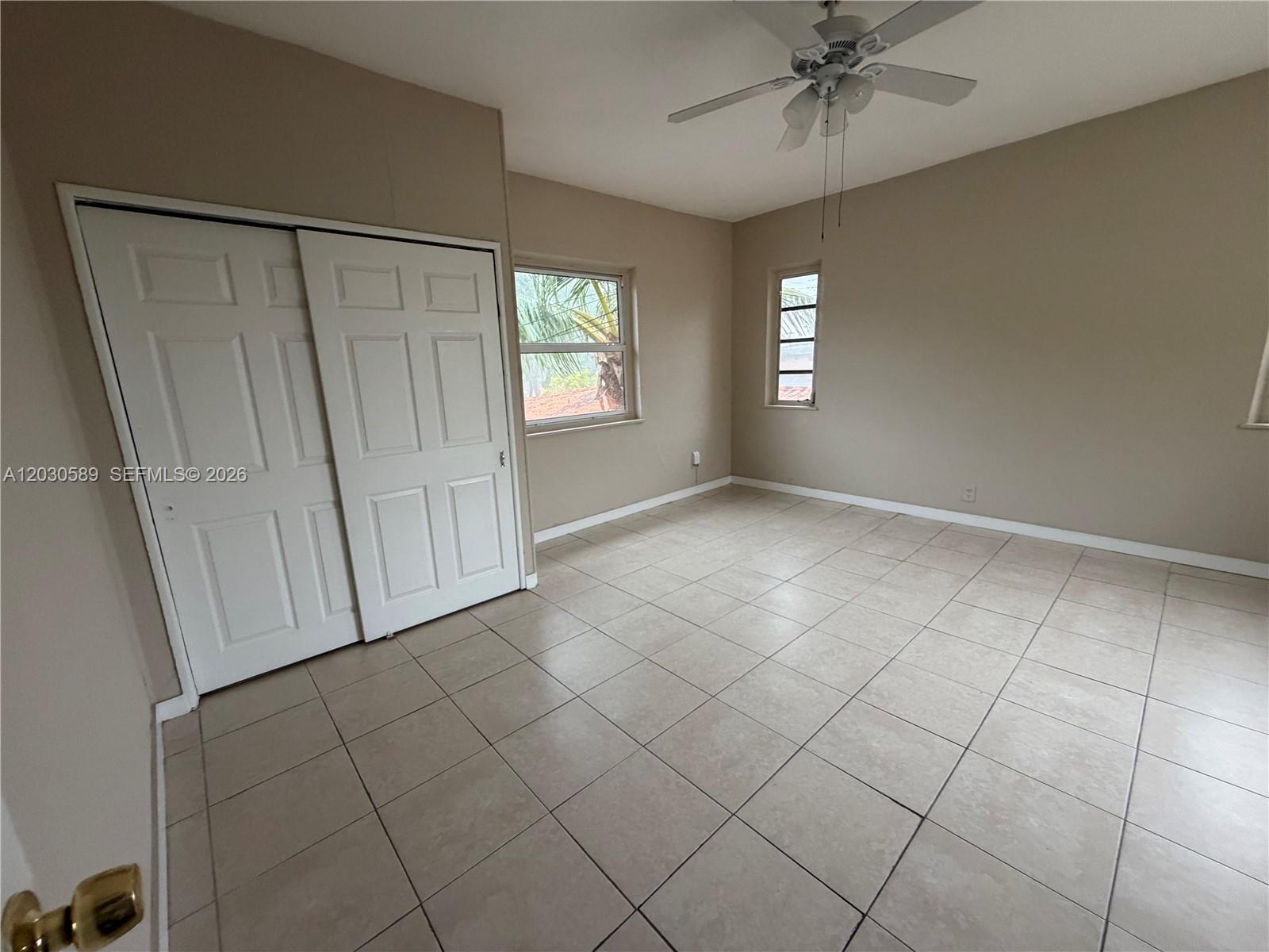 1422 NW 26th Ave, Miami FL 33125 photo 5