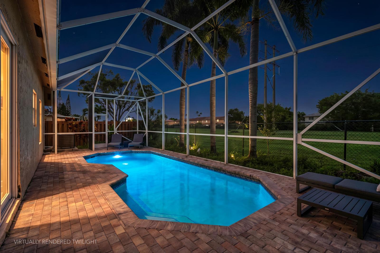 376 E Royal Cove Circle, Davie FL 33325 photo 2