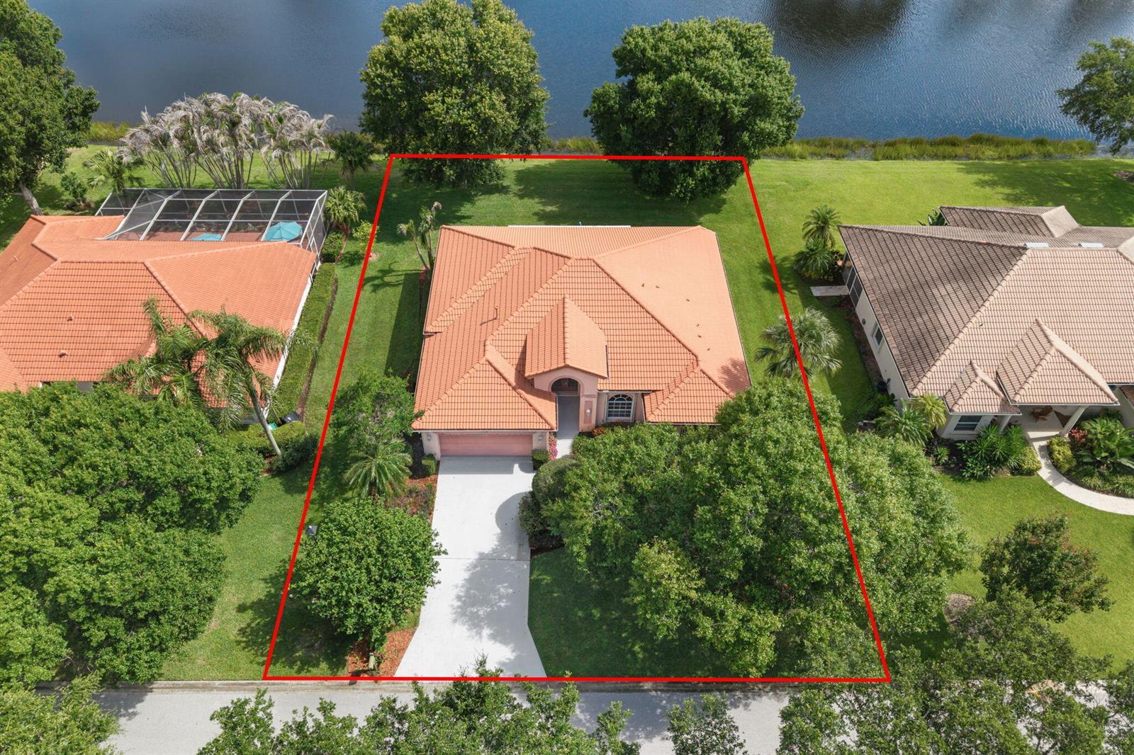 1534 SW Mockingbird Circle, Port St. Lucie FL 34986 photo 2