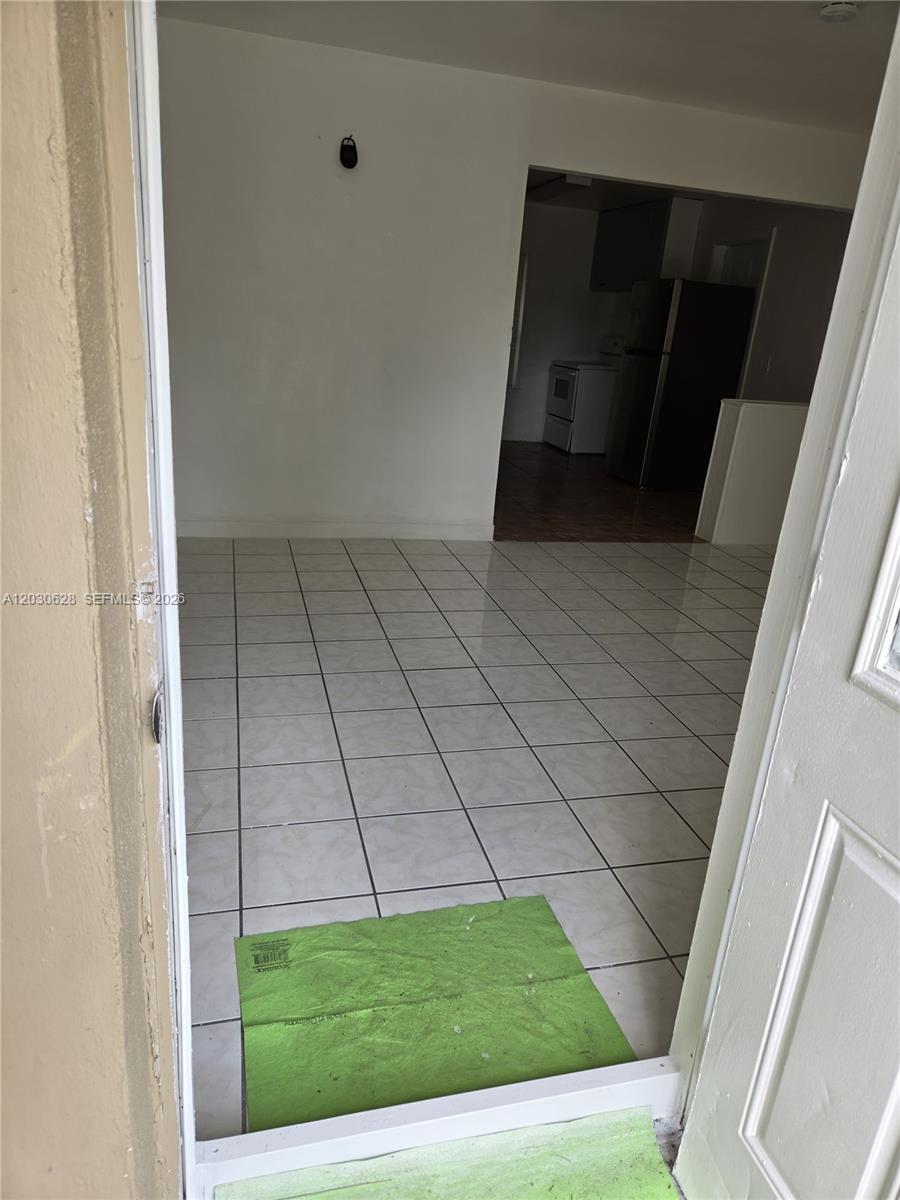 5605 Taylor St # 1, Hollywood FL 33021 photo 2