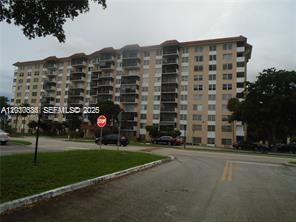 4174 Inverrary Dr # 911, Lauderhill FL 33319 photo 2