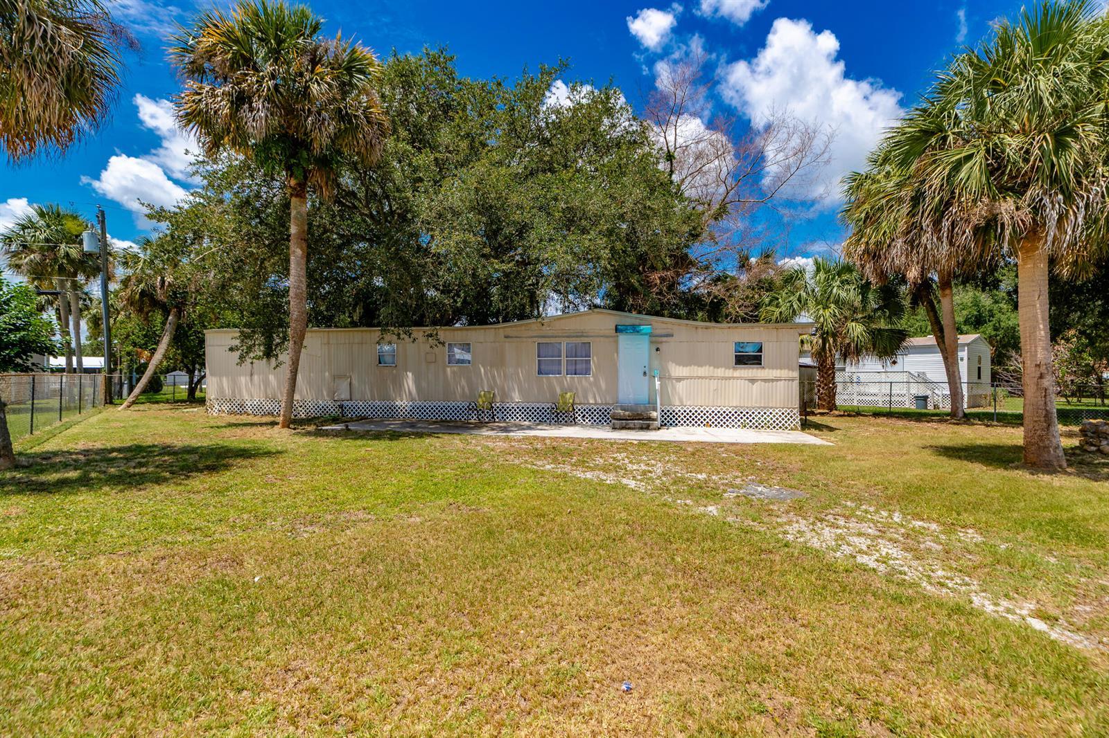 5009 Deanna Lane, Fort Pierce FL 34946 photo 2