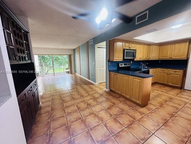 8775 Park Blvd # 309, Miami FL 33172 photo 5