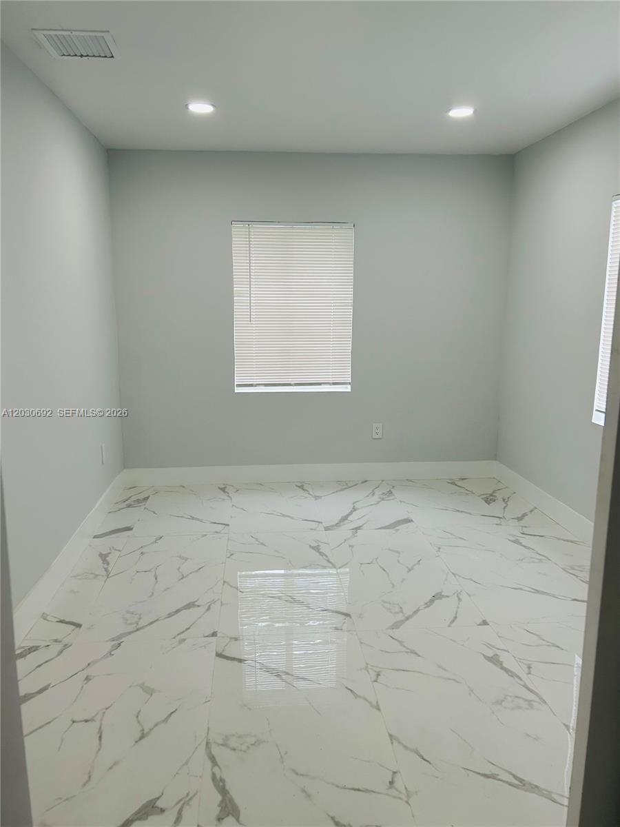 Miami, FL 33144 photo 3