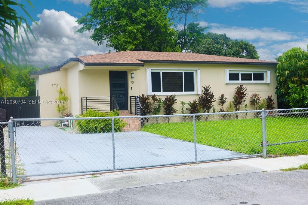 161 E 36th St, Hialeah FL 33013 photo 3